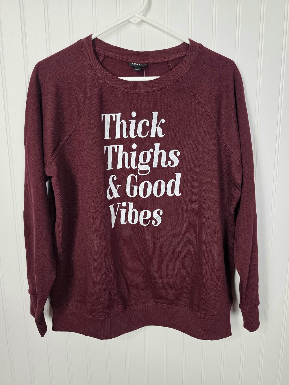 Torrid | NWT Thick Thighs & Good Vibes Graphic Sweatshirt Maroon Size 00/M/L/10